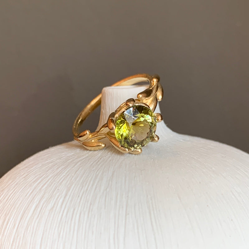 Coral Ring Solid Gold with Tourmaline